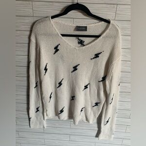 Wooden Ships Paola Buendia White V-Neck Sweater with Black Lightning Design m/L